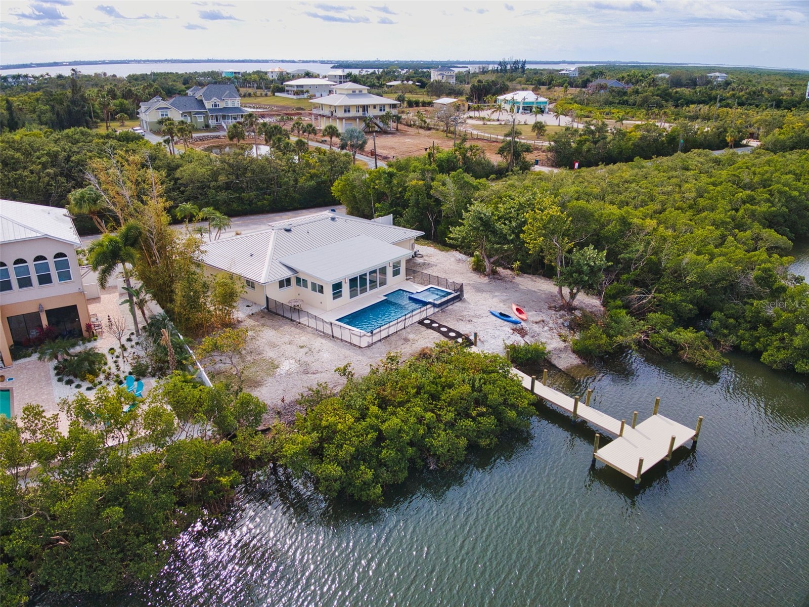 910 Bayshore Drive Terra Ceia FL 34250 A4674151 image54