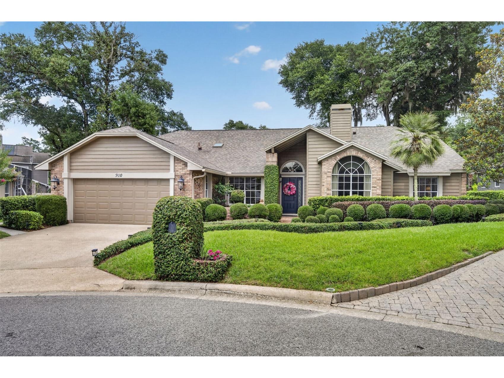 910 Bearded Oaks Terrace Longwood FL 32779 - LAKE BRANTLY WEKIVA RIVER MIAMI SPRINGS O6416276 image1