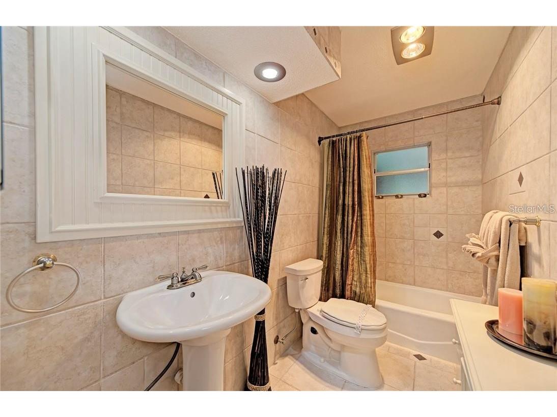 910 Caples Street Englewood FL 34223 A4584667 image21