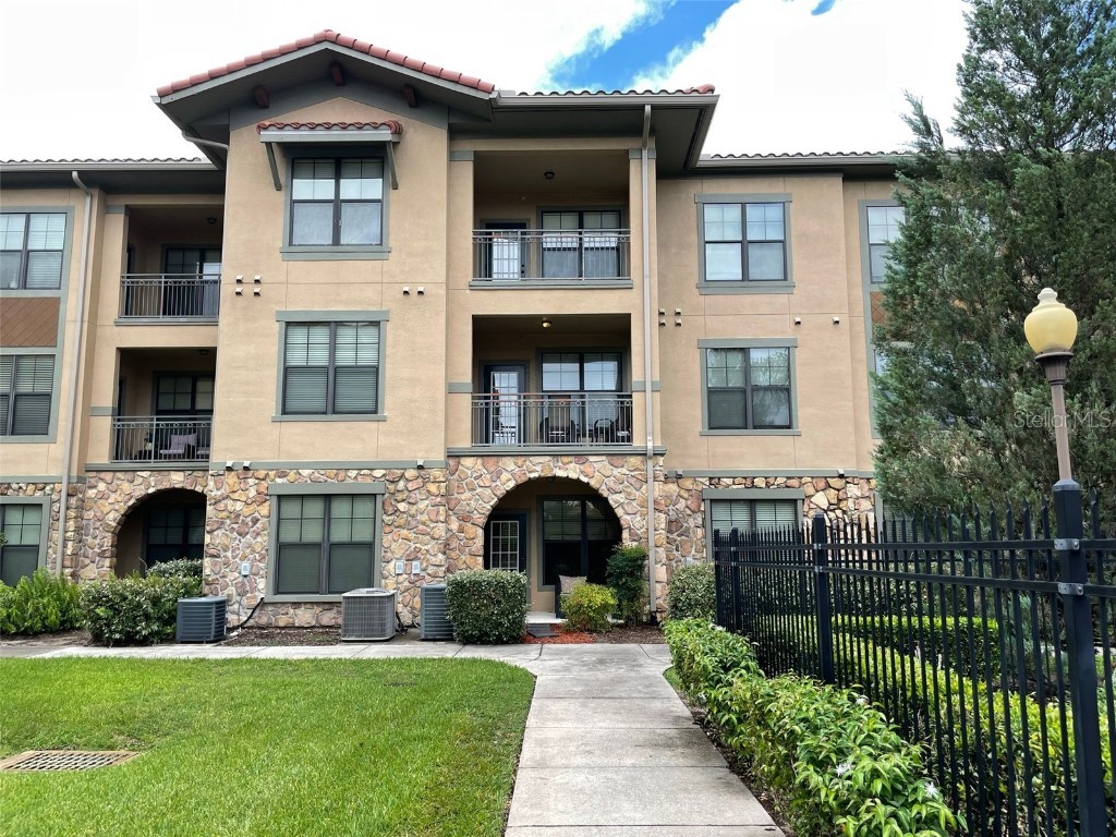 910 Charo Parkway #313 Davenport FL 33897 S5107259 image1