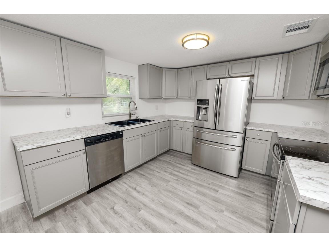 910 E Warren Street Plant City FL 33563 L4956727 image13