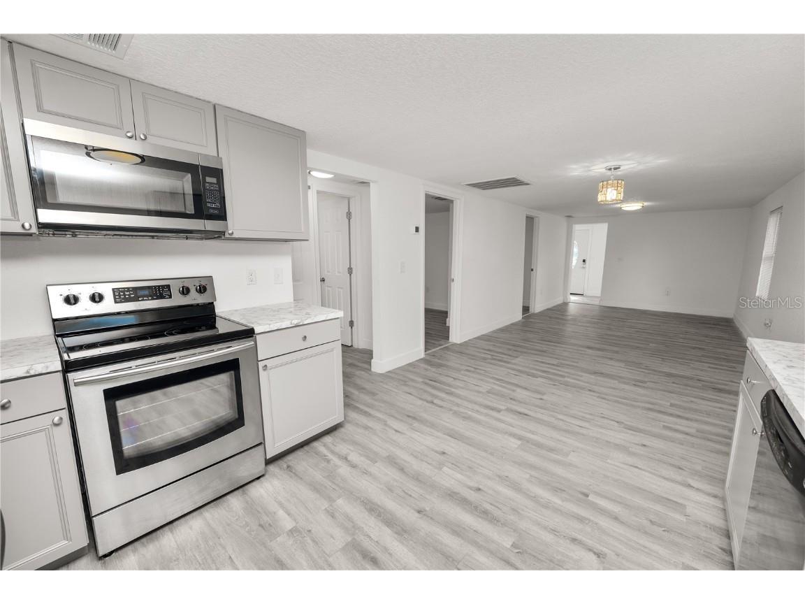 910 E Warren Street Plant City FL 33563 L4956727 image14