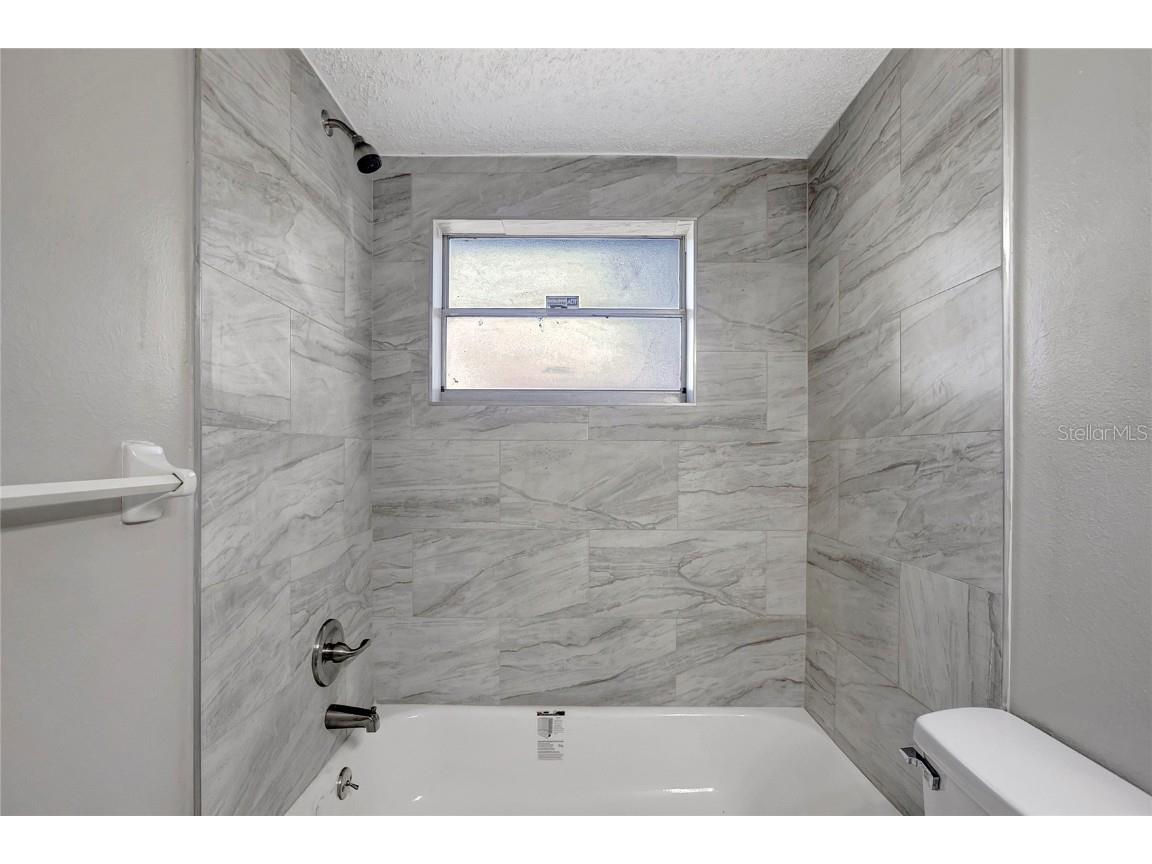 910 E Waters Avenue Tampa FL 33604 TB8450461 image15