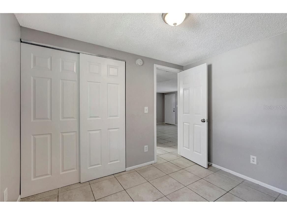 910 E Waters Avenue Tampa FL 33604 TB8450461 image19