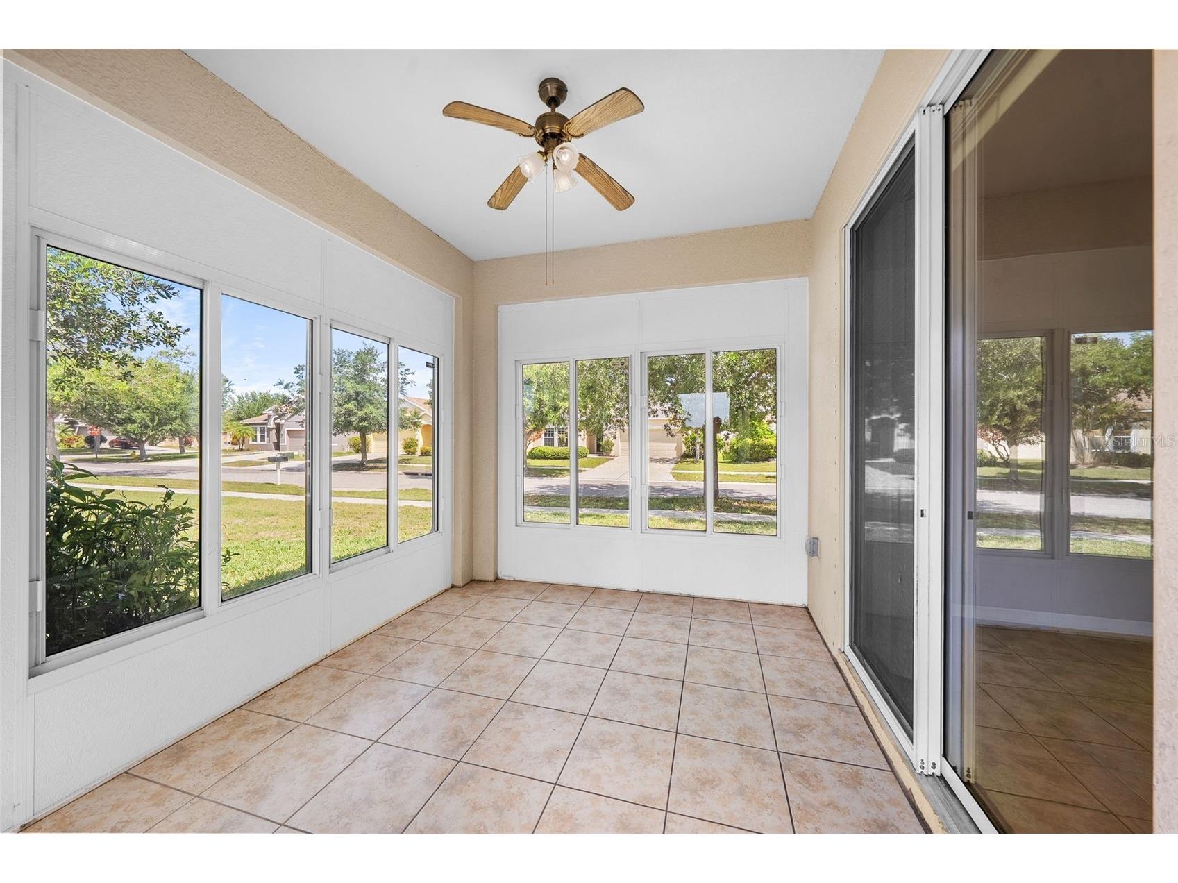 910 Fern Leaf Drive Ruskin FL 33570 TB8500411 image30