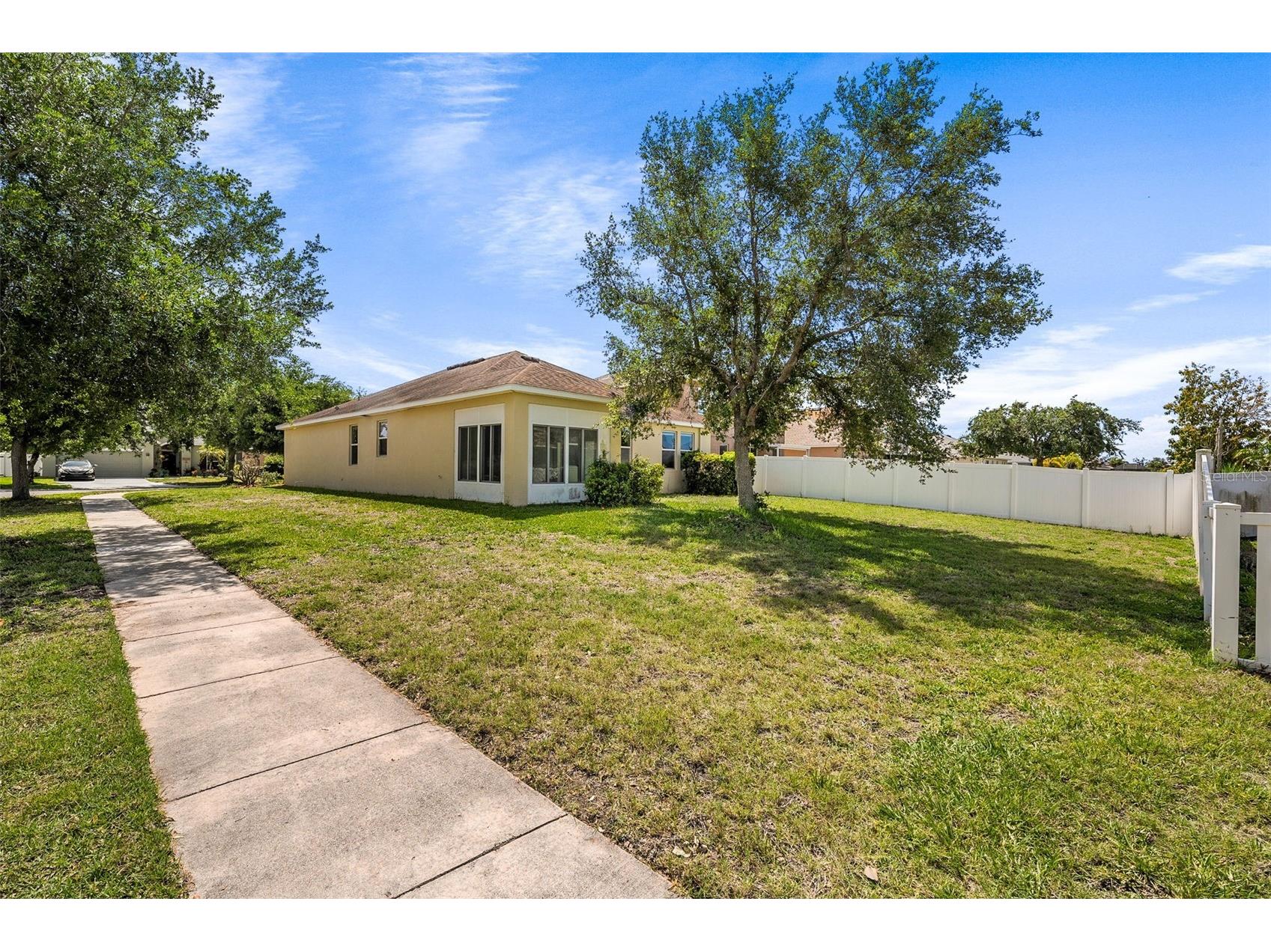 910 Fern Leaf Drive Ruskin FL 33570 TB8500411 image32
