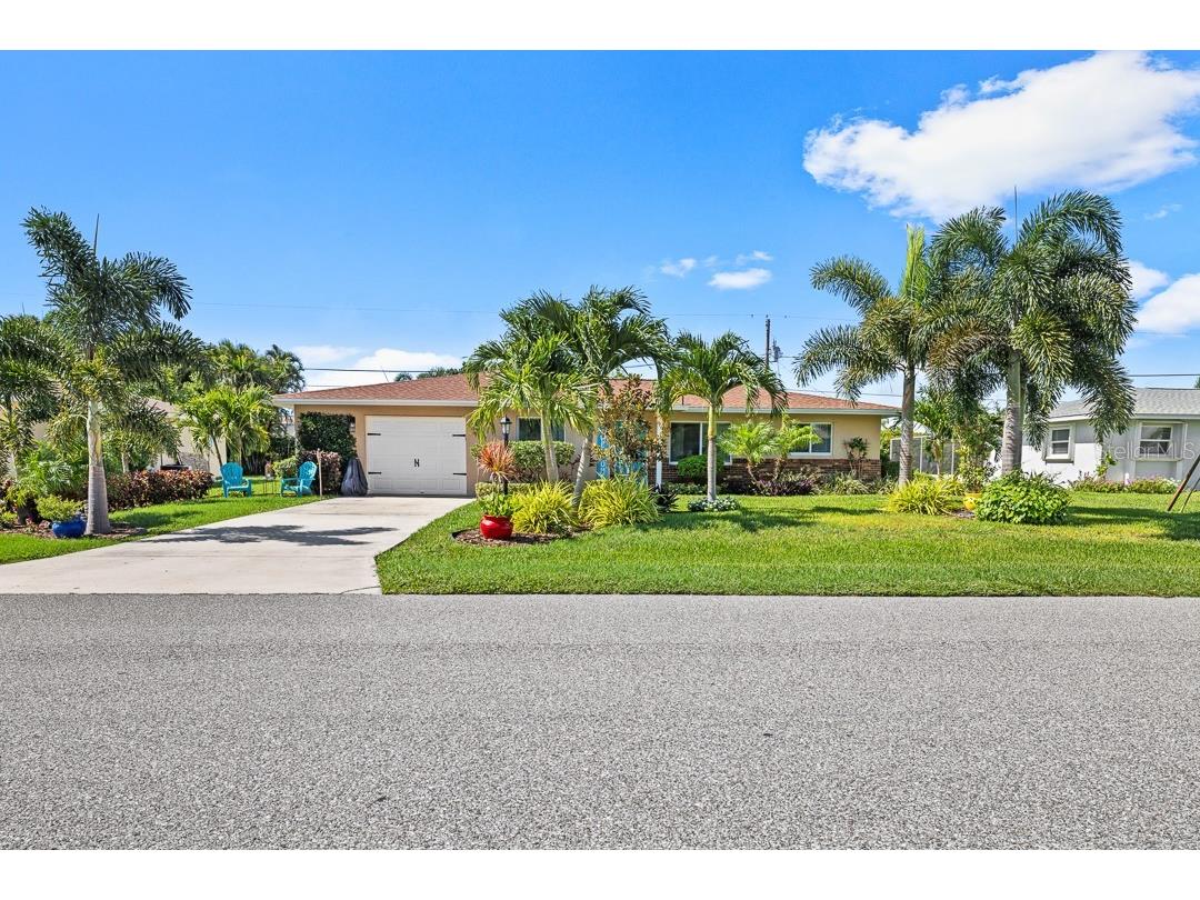 910 Gillespie Street Englewood FL 34223 C7494527 image1