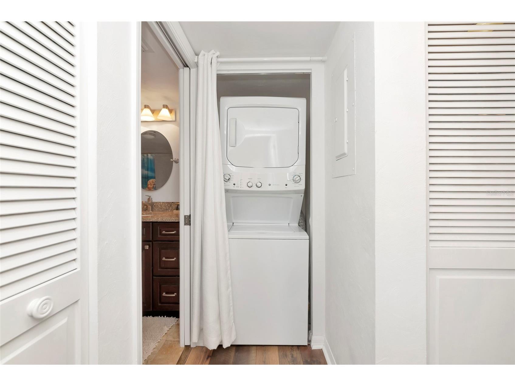 910 Golden Beach Boulevard #202 Venice FL 34285 - GULF OF MEXICO A4693690 image31