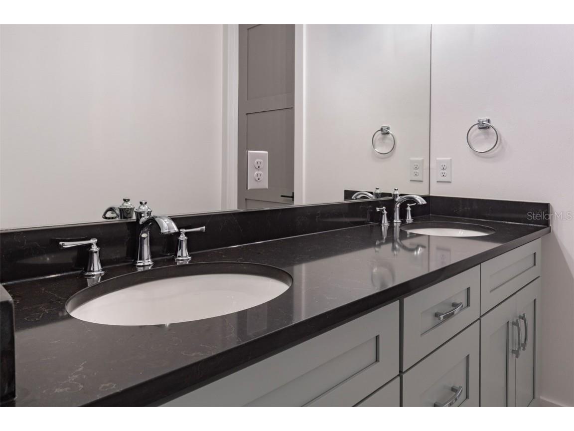 910 Golfview Street Orlando FL 32804 O6357868 image64