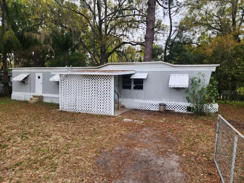 910 Half Moon Circle Lutz FL 33548 G5079413 image1