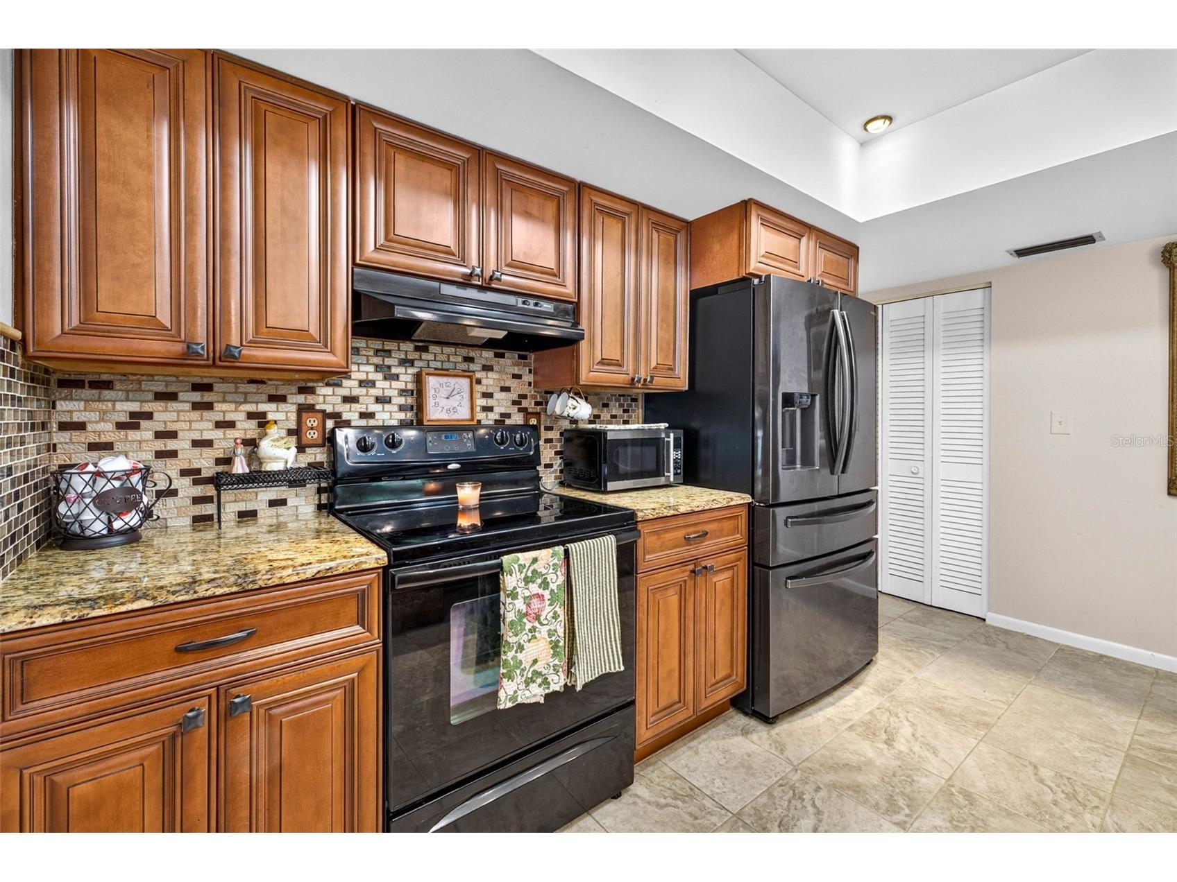 910 Hillside Drive Lutz FL 33549 - LAKE KEEN TB8520451 image11