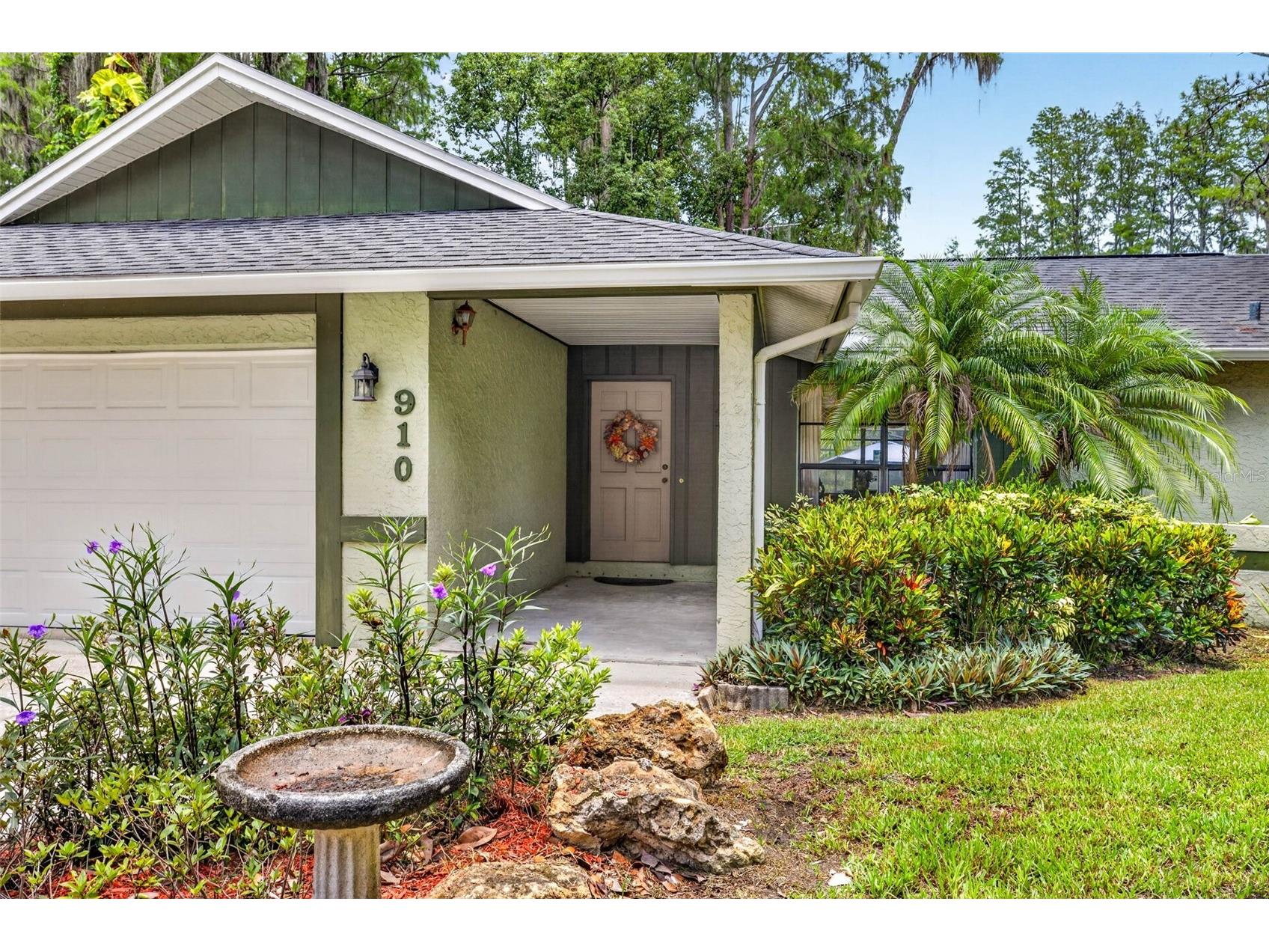 910 Hillside Drive Lutz FL 33549 - LAKE KEEN TB8520451 image3