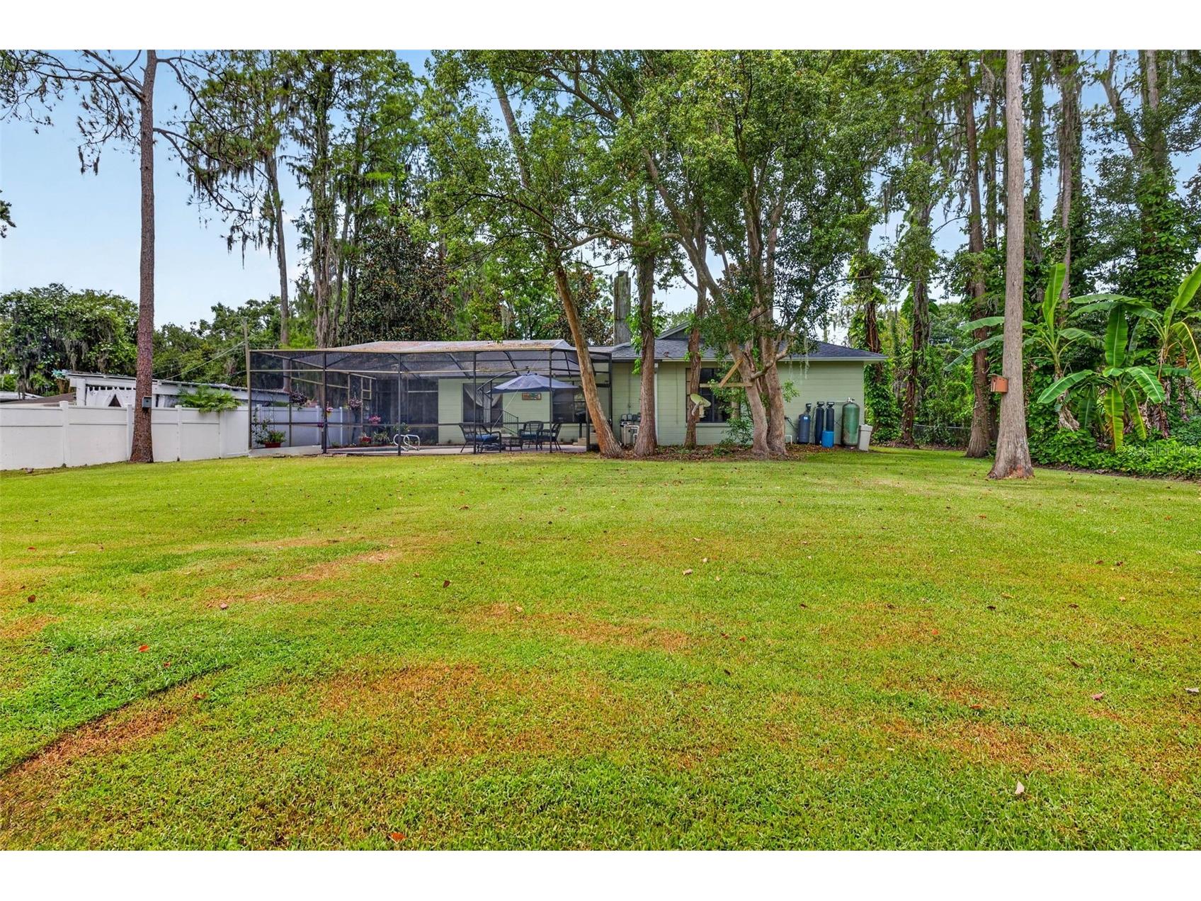 910 Hillside Drive Lutz FL 33549 - LAKE KEEN TB8520451 image33