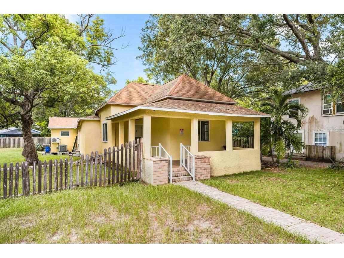 910 Jones Street #A Clearwater FL 33755 U8215257 image1