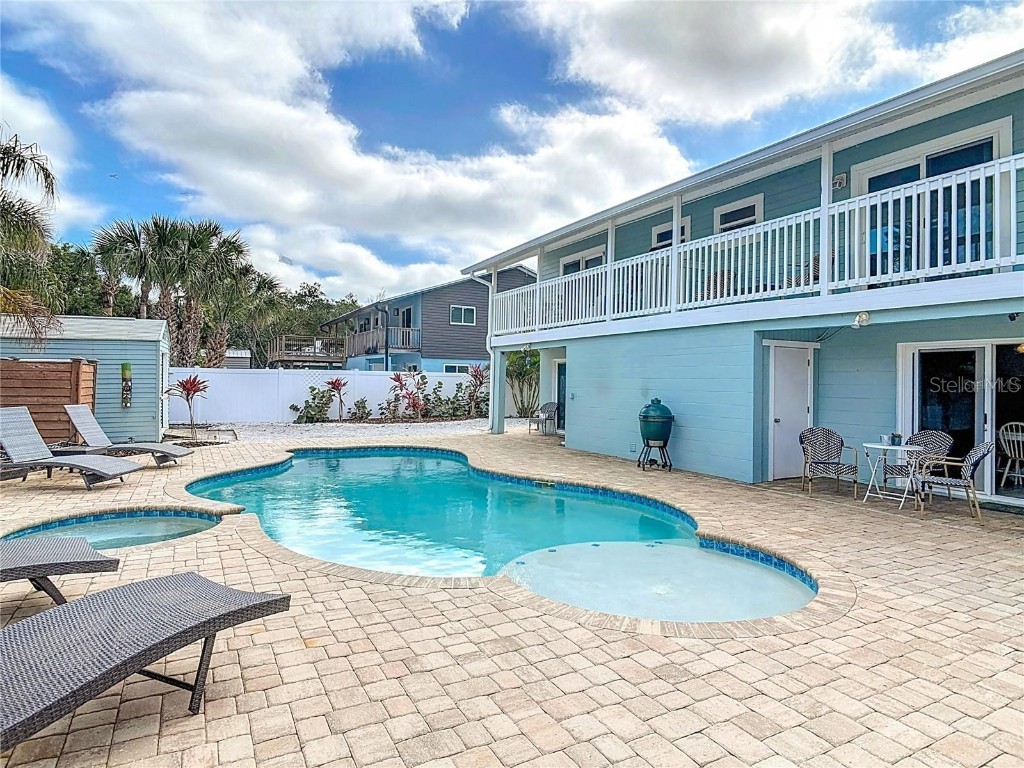 910 Maple Street #A & B New Smyrna Beach FL 32169 NS1084552 image1