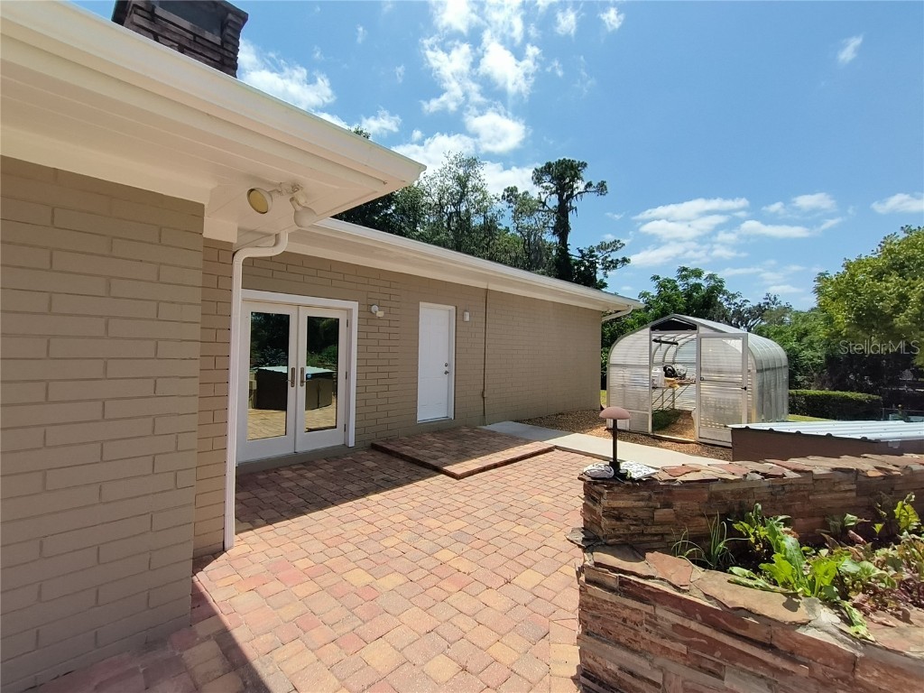 910 N Kepler Road Deland FL 32724 - LAKE TALMADGE V4942014 image41