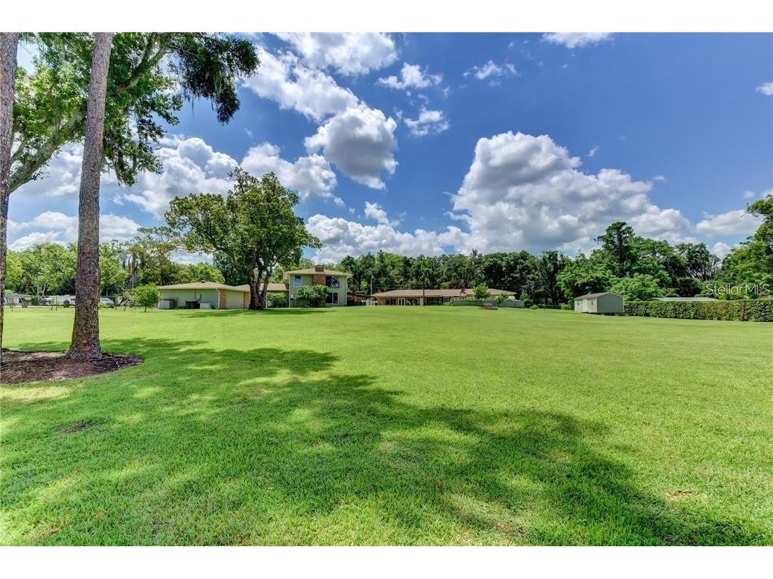910 N Kepler Road Deland FL 32724 - LAKE TALMADGE V4942014 image48