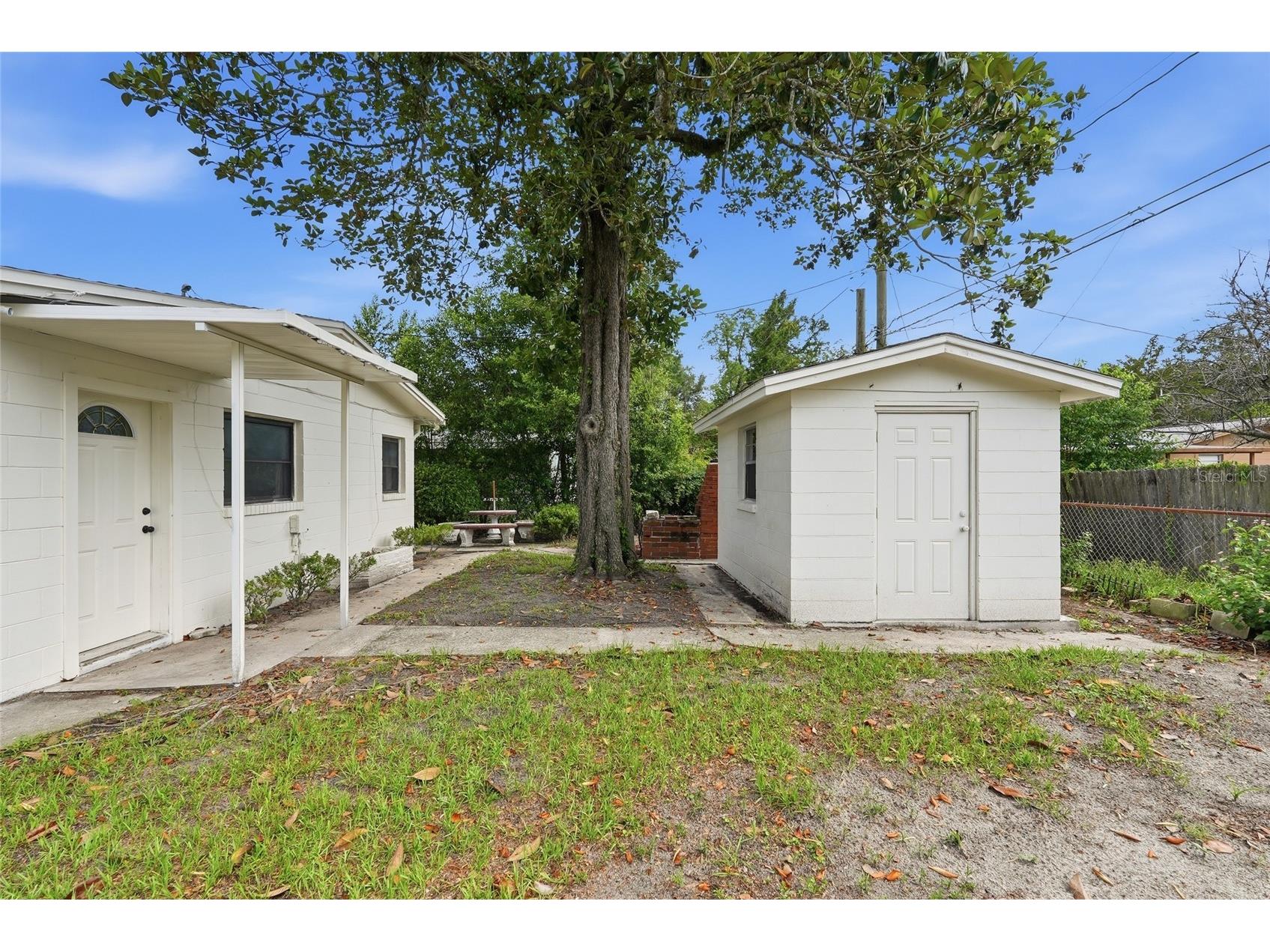 910 NE 24th Street Gainesville FL 32641 GC540753 image26