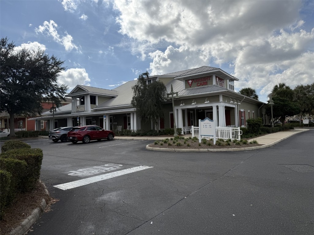 910 Old Camp Road #110 The Villages FL 32162 G5105105 image1