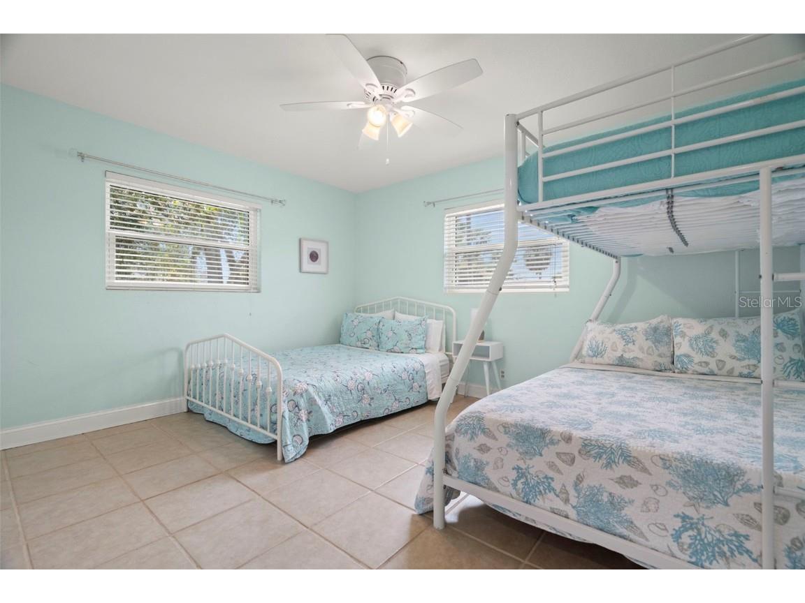 910 Palmetto Drive Safety Harbor FL 34695 TB8427890 image24