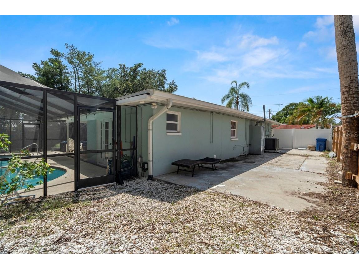 910 Palmetto Drive Safety Harbor FL 34695 TB8427890 image38