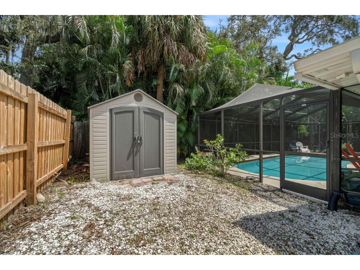 910 Palmetto Drive Safety Harbor FL 34695 TB8427890 image39