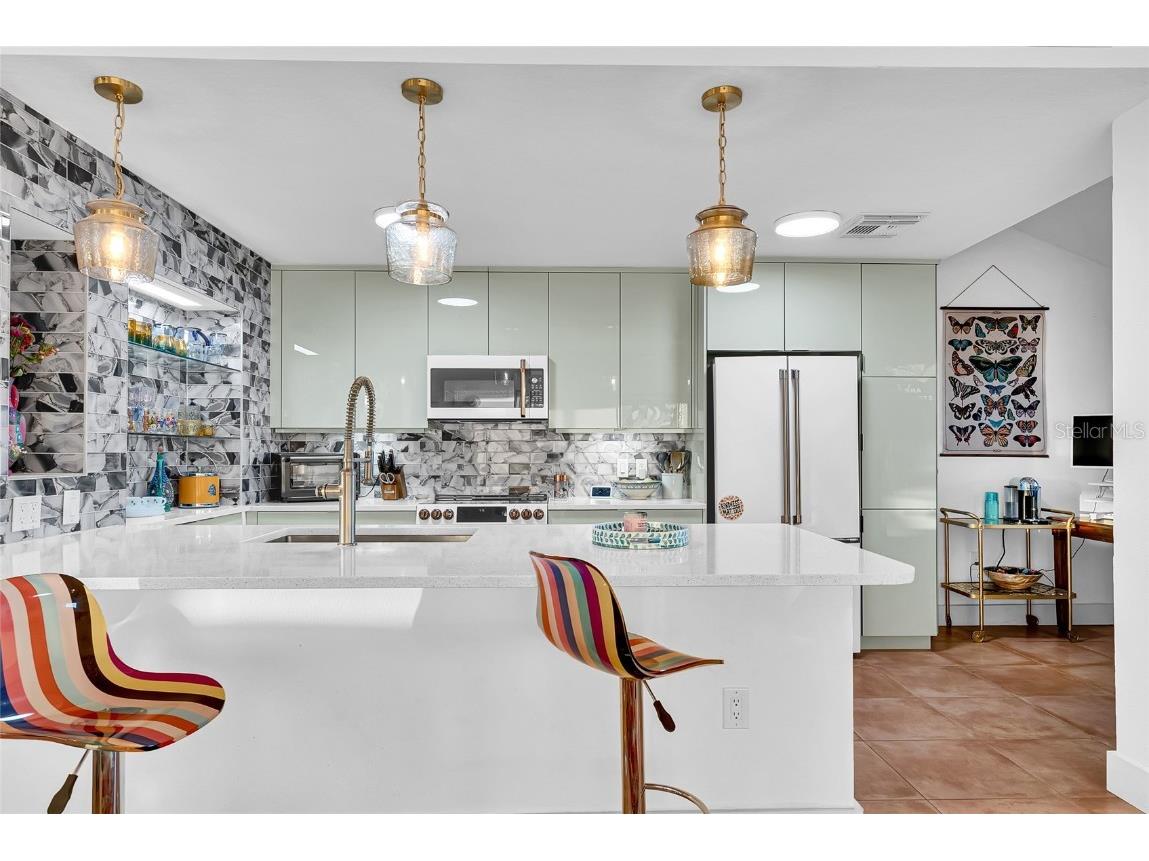 910 Pinellas Bayway S #107 Tierra Verde FL 33715 - GRAND CANAL TB8448772 image12