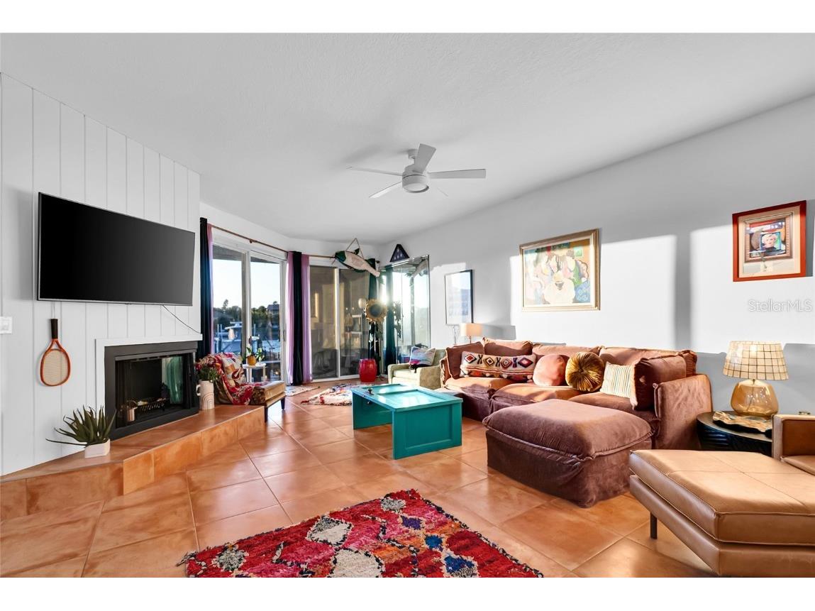 910 Pinellas Bayway S #107 Tierra Verde FL 33715 - GRAND CANAL TB8448772 image8