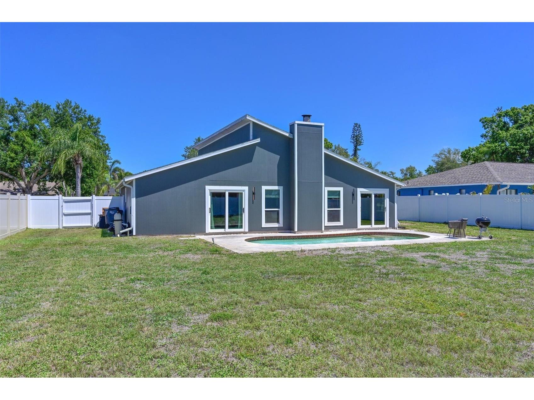 910 Plum Tree Lane Sarasota FL 34243 A4690735 image19