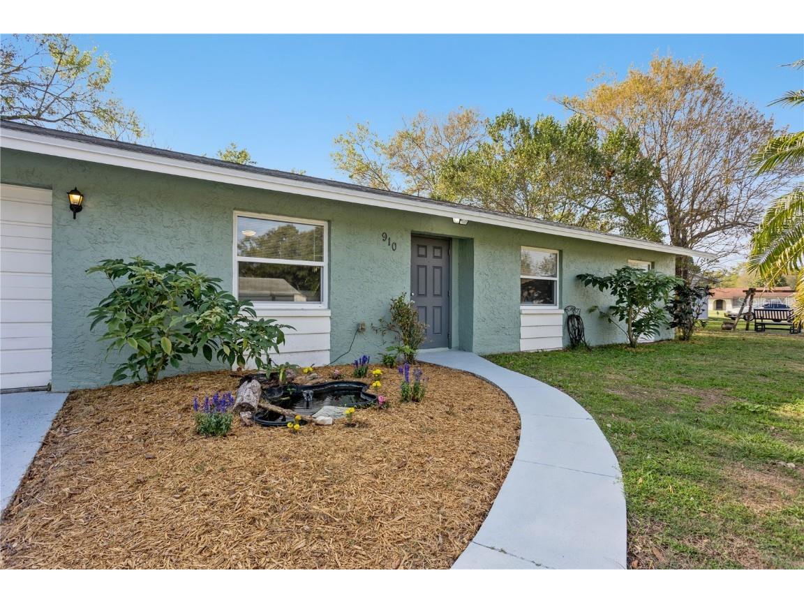 910 Ridgeland Lane Valrico FL 33594 T3426938 image1