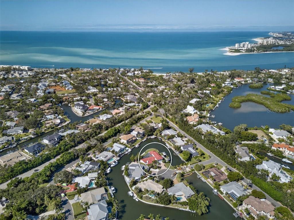 910 Siesta Key Place Sarasota FL 34242 A4670452 image1