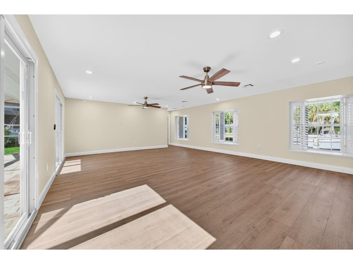 910 Siesta Key Place Sarasota FL 34242 A4670452 image22