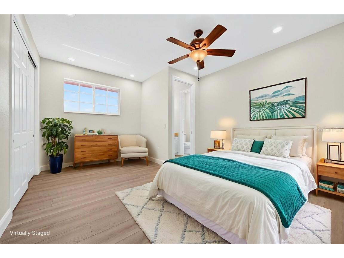 910 Siesta Key Place Sarasota FL 34242 A4670452 image35