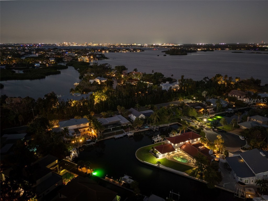 910 Siesta Key Place Sarasota FL 34242 A4670452 image58