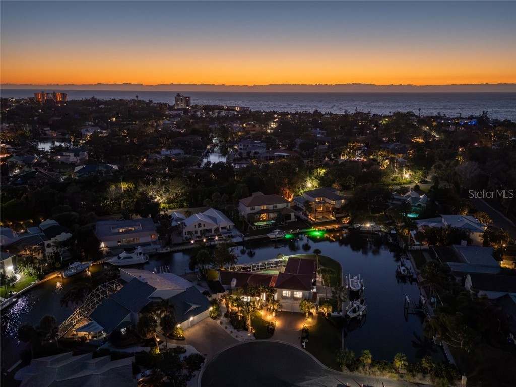 910 Siesta Key Place Sarasota FL 34242 A4670452 image60