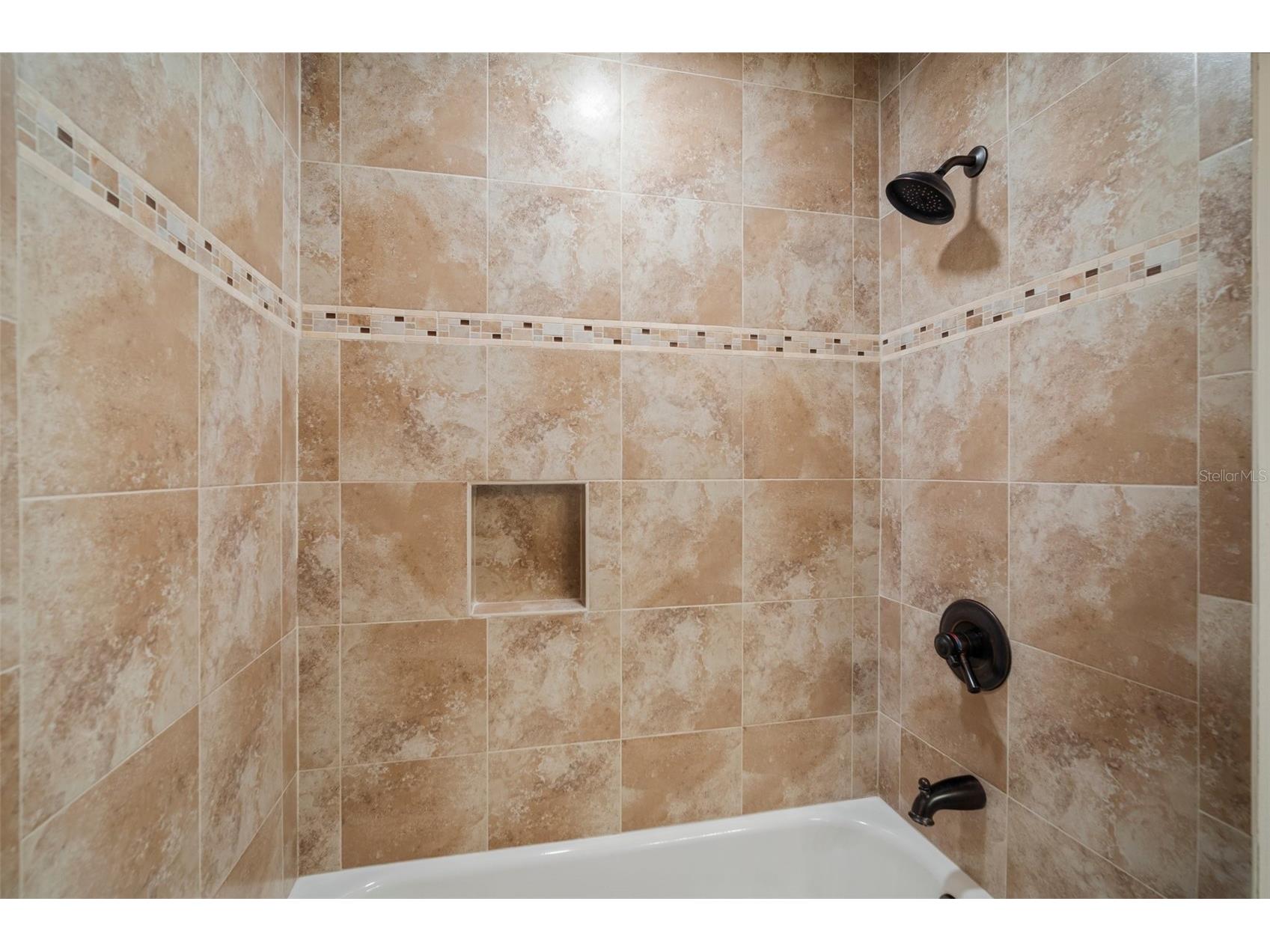 910 Spindle Palm Way Apollo Beach FL 33572 TB8473743 image32