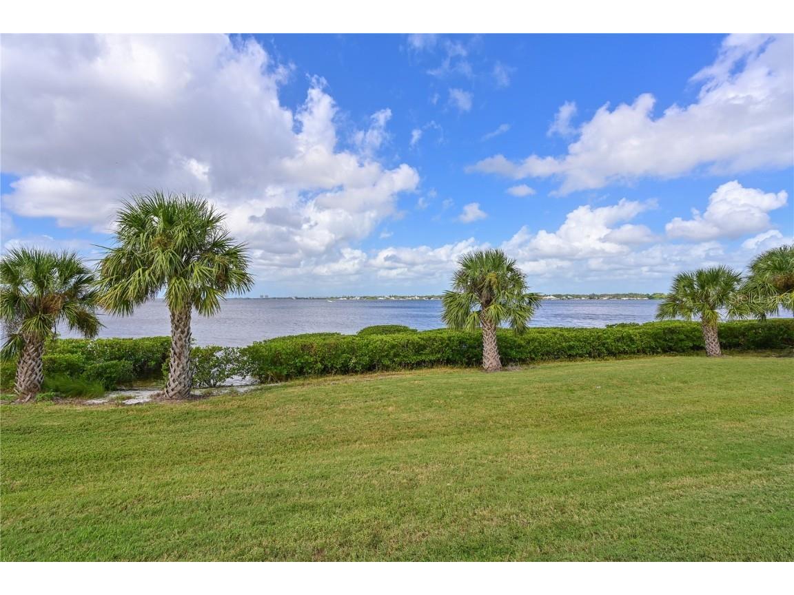 910 Tidewater Shores Loop #102 Bradenton FL 34208 - MANATEE RIVER A4666818 image27