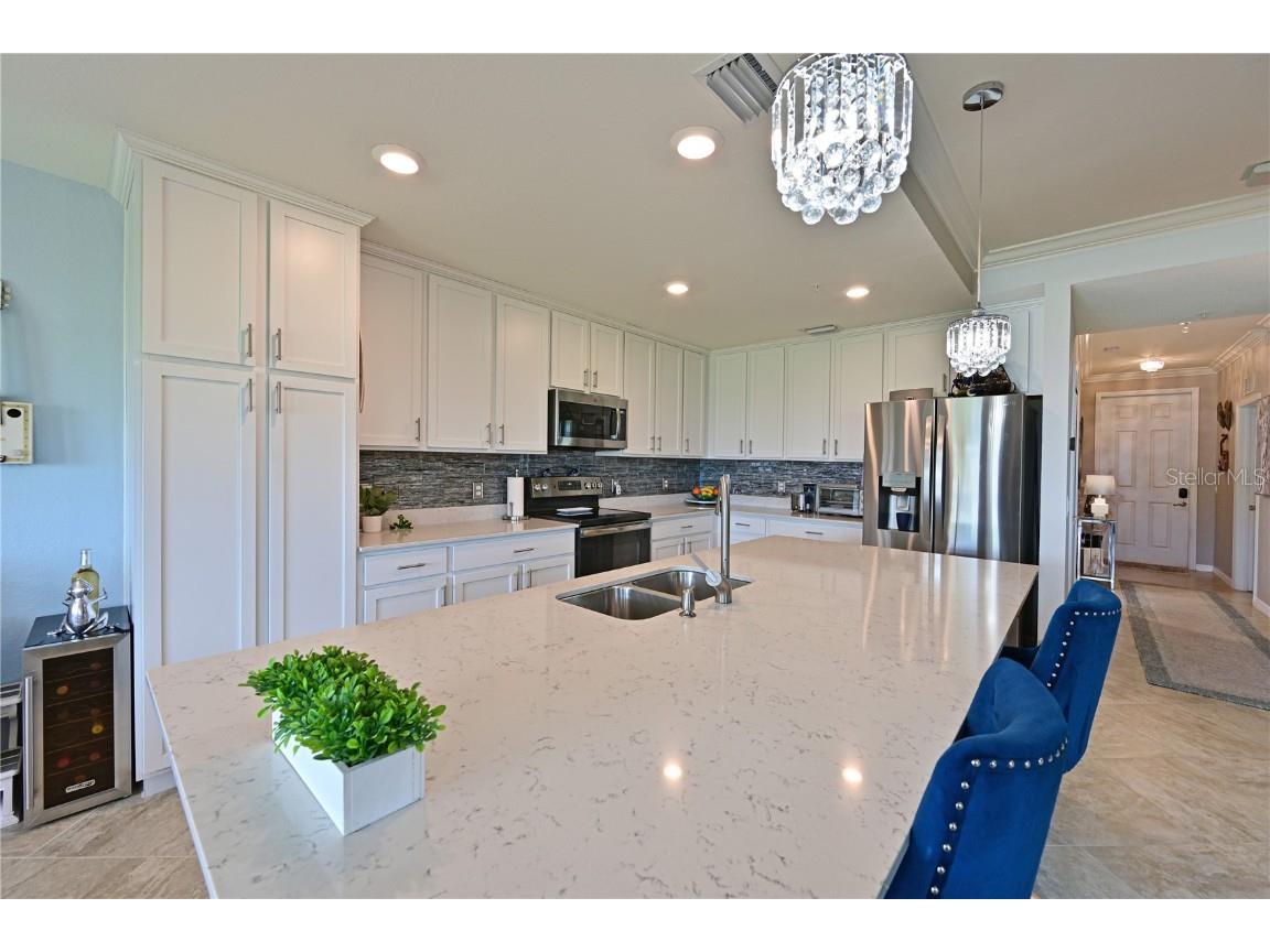 910 Tidewater Shores Loop #102 Bradenton FL 34208 - MANATEE RIVER A4666818 image9