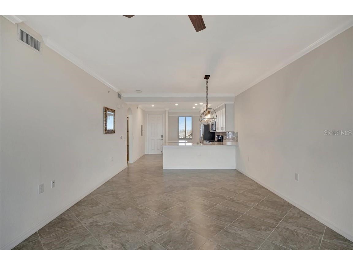 910 Tidewater Shores Loop #304 Bradenton FL 34208 A4675272 image8