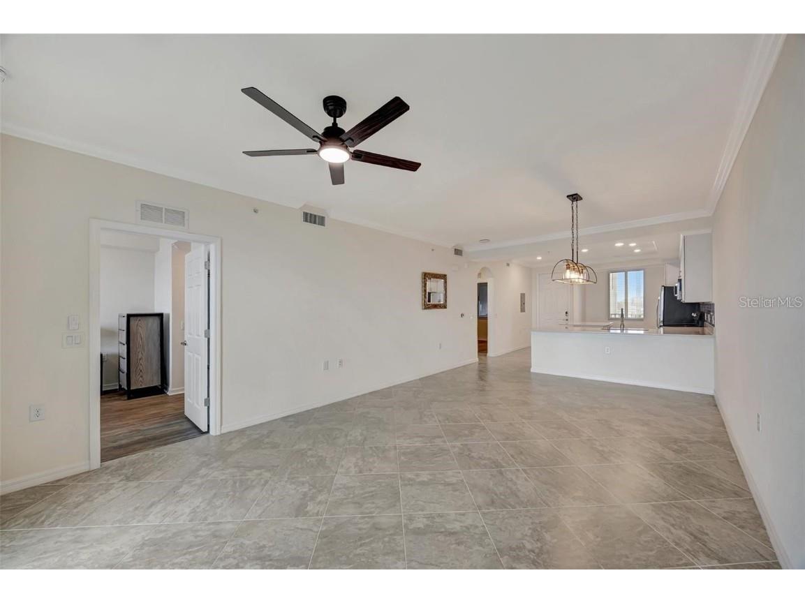 910 Tidewater Shores Loop #304 Bradenton FL 34208 A4675272 image9