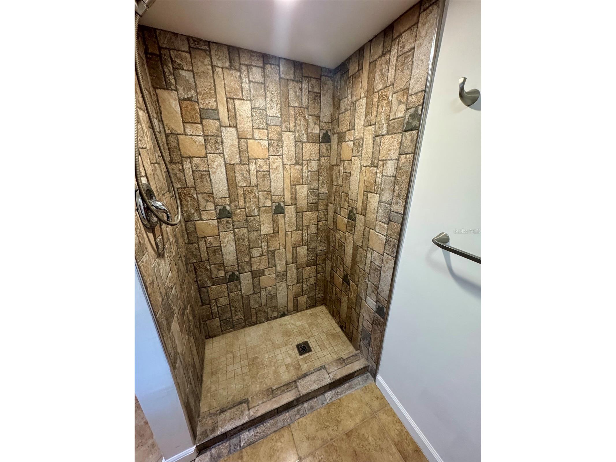 910 W French Avenue Orange City FL 32763 V4948830 image17
