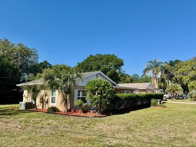 910 W French Avenue Orange City FL 32763 V4948830 image37