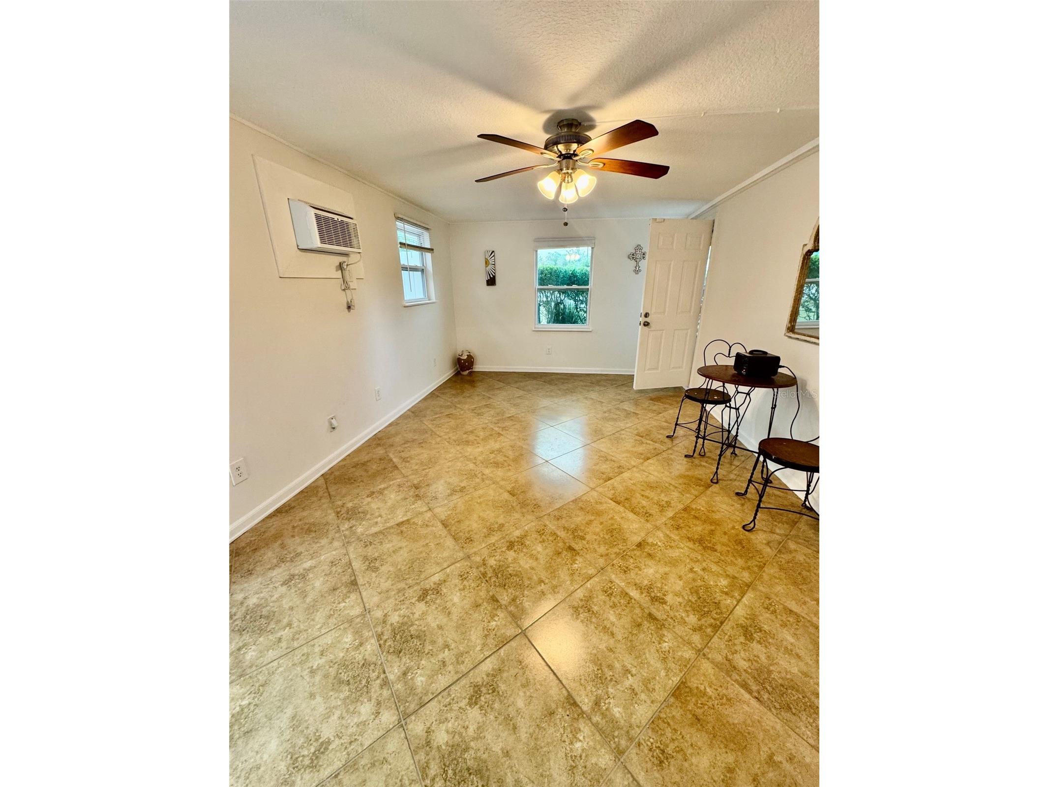 910 W French Avenue Orange City FL 32763 V4948830 image42