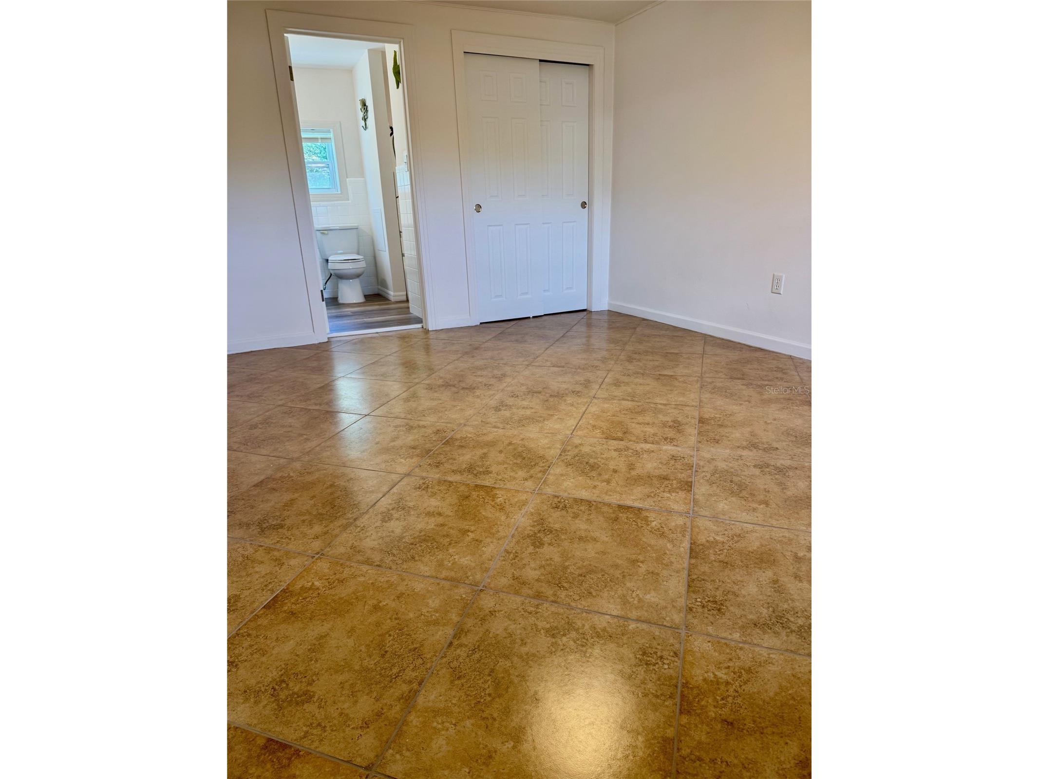 910 W French Avenue Orange City FL 32763 V4948830 image6