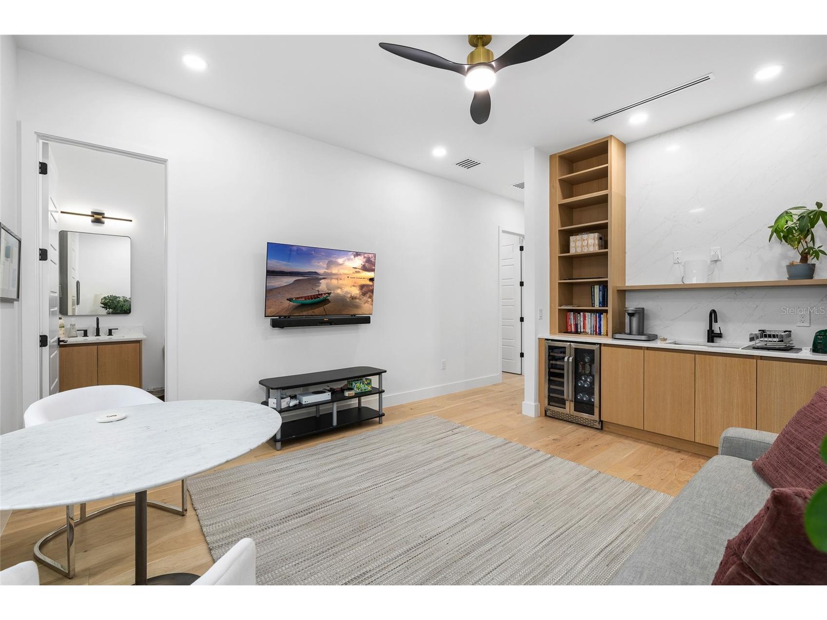 910 W West Street Tampa FL 33602 TB8472056 image23