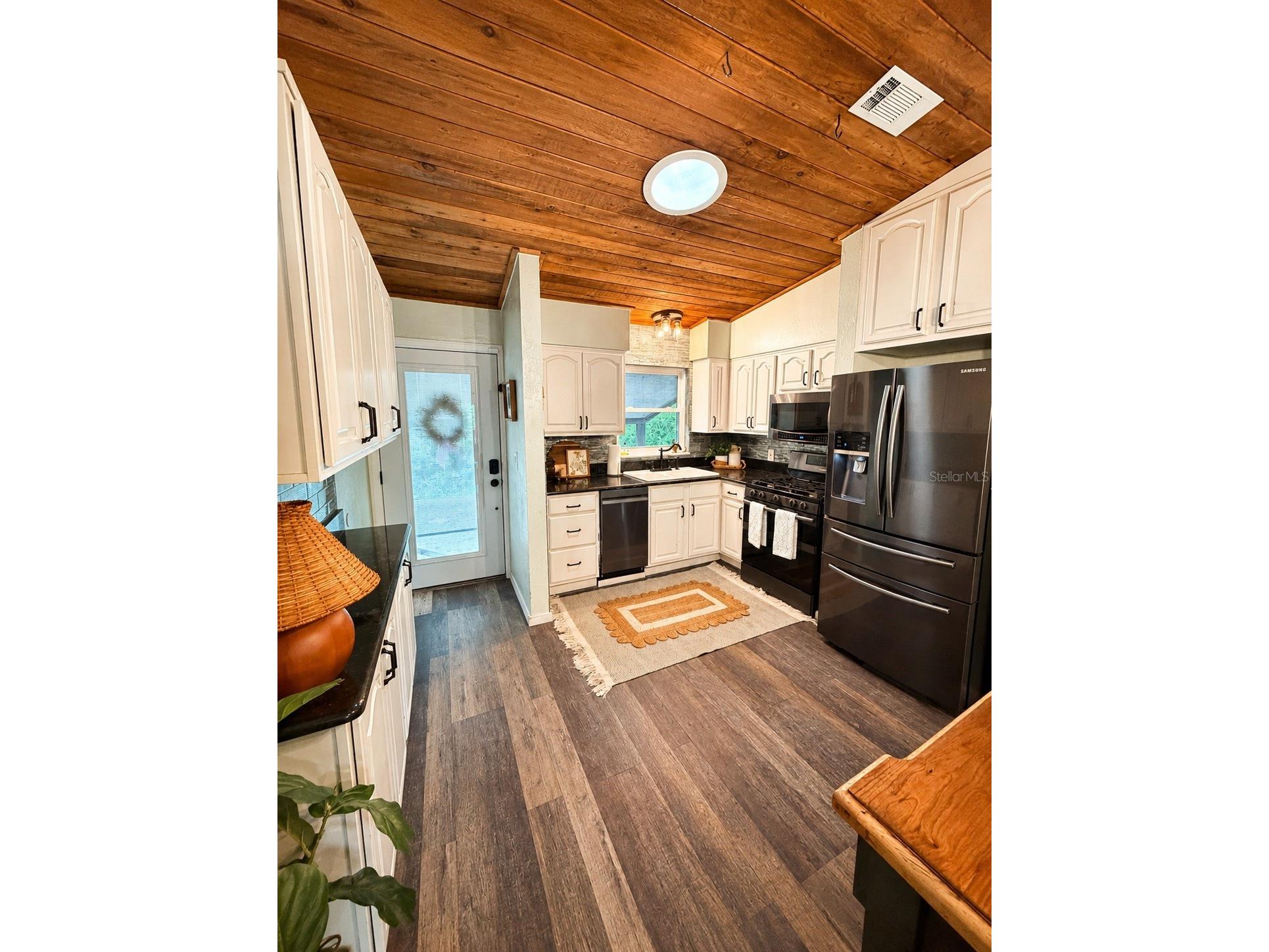 9100 Debbie Lane Hudson FL 34669 TB8516749 image7