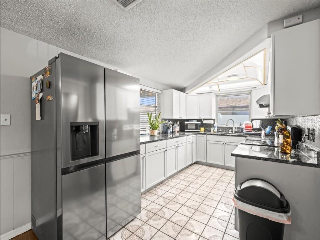 9100 Suffolk Lane Port Richey FL 34668 V4946217 image5