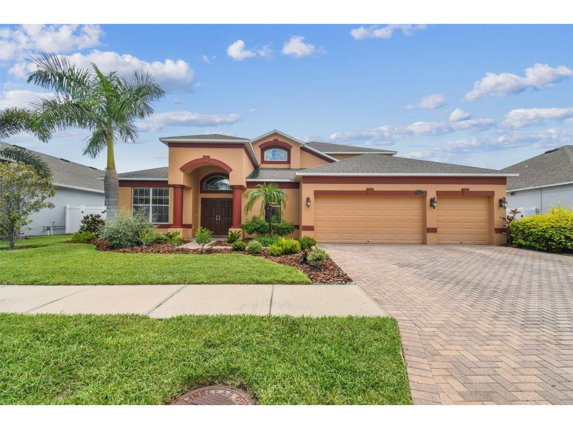 9100 Sugar Loaf Way Seminole FL 33776 U8250724 image1