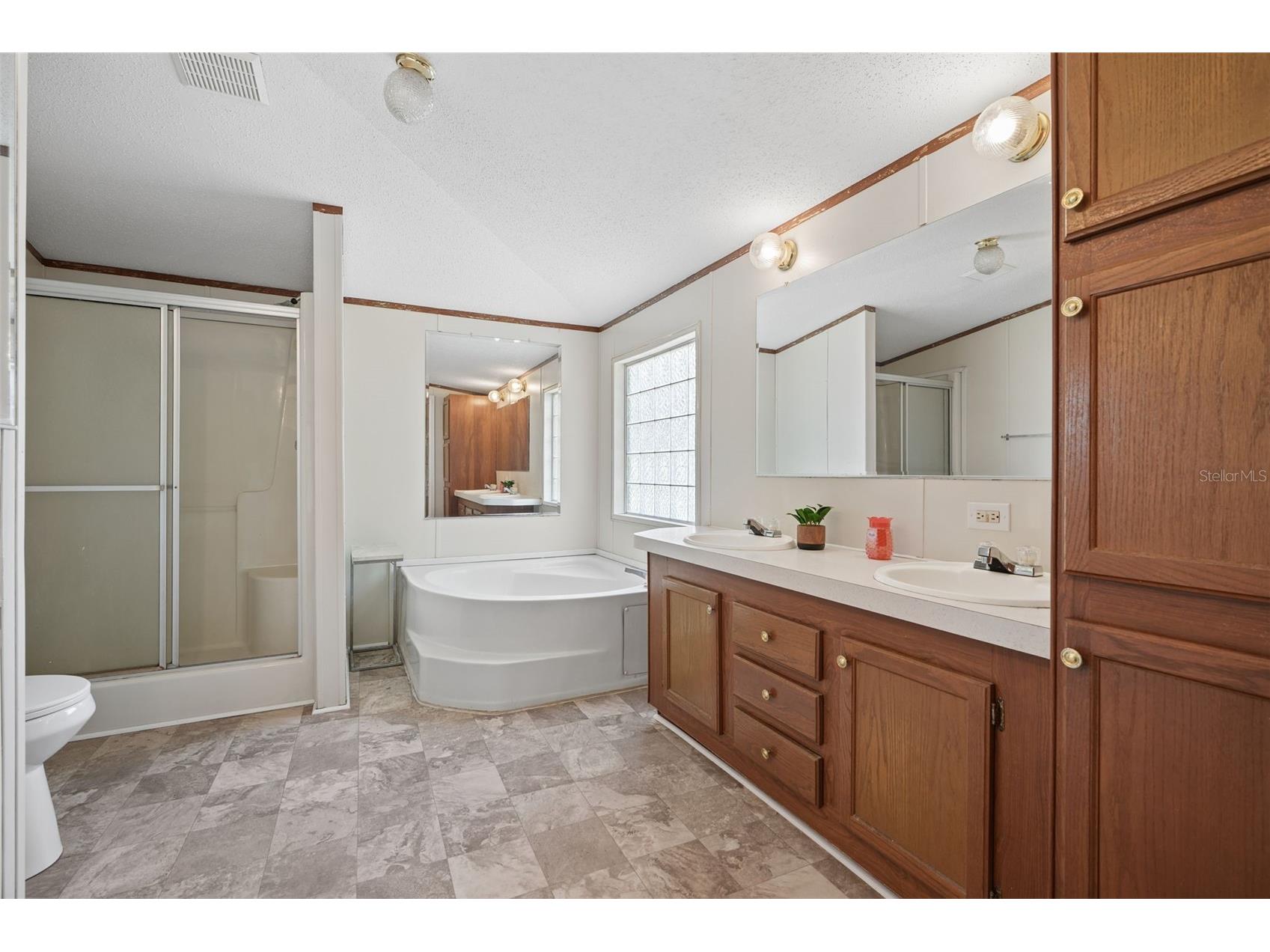 9101 SW 33rd Court Ocala FL 34476 OM725011 image22