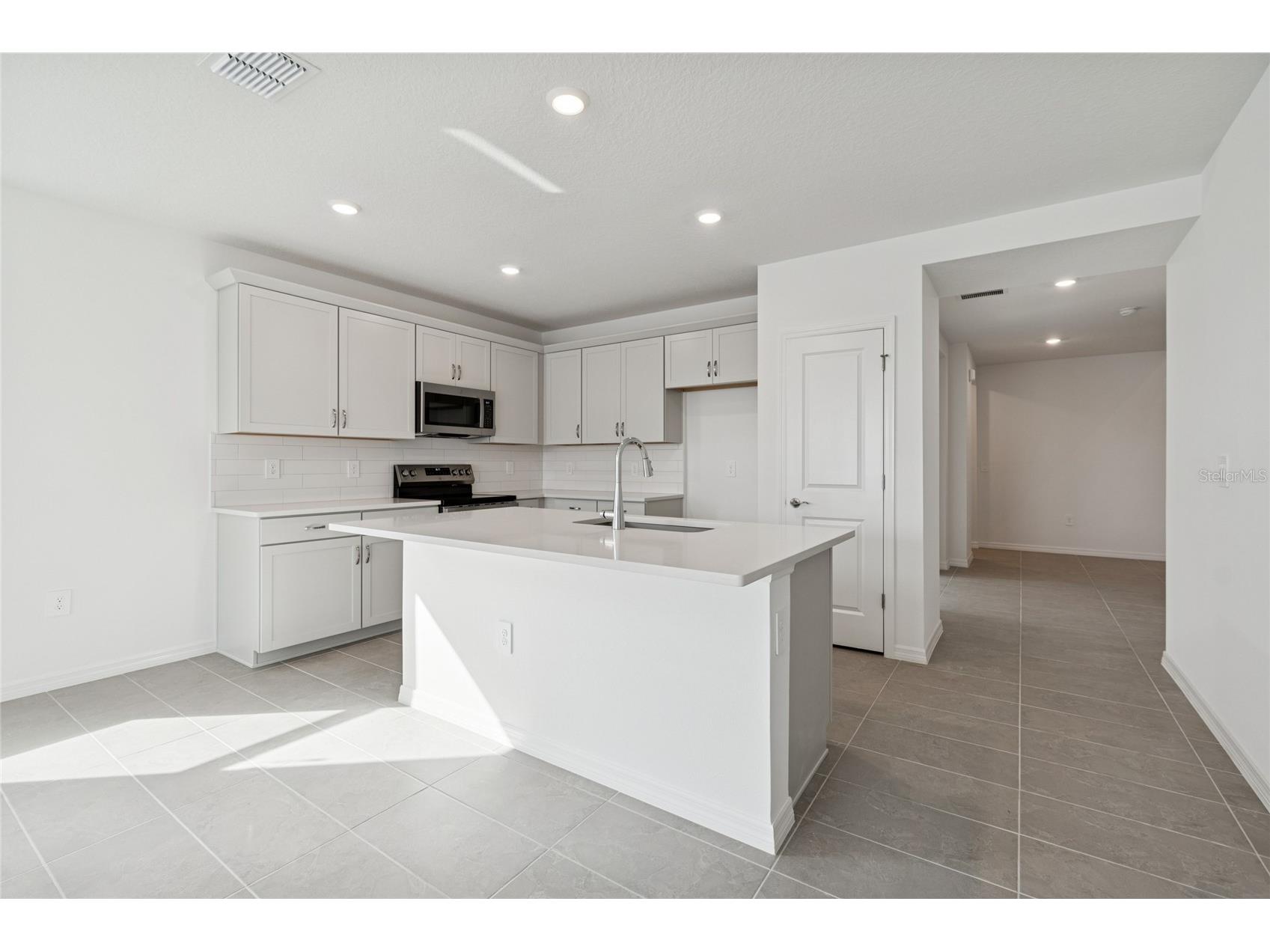 9102 Optimist Way Palmetto FL 34221 R4910325 image10